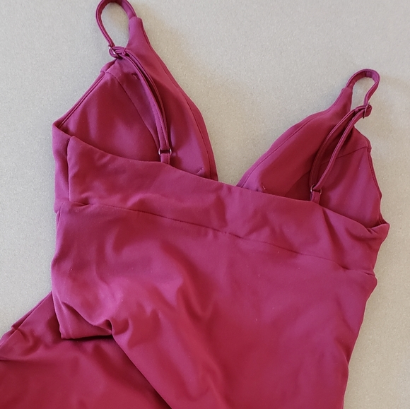 Disbest Dress - Picture 5 of 7